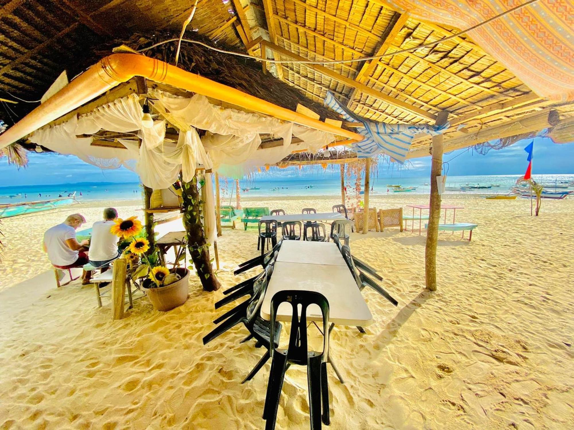 Dohibern Beach Resort Bantayan Exterior foto